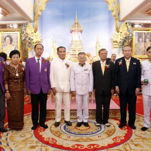 พิธีรับพระราชทานเครื่องราชฯพร้อมทอดผ้าป่าช่วยผู้ป่วย ณ วัดยานนาวา