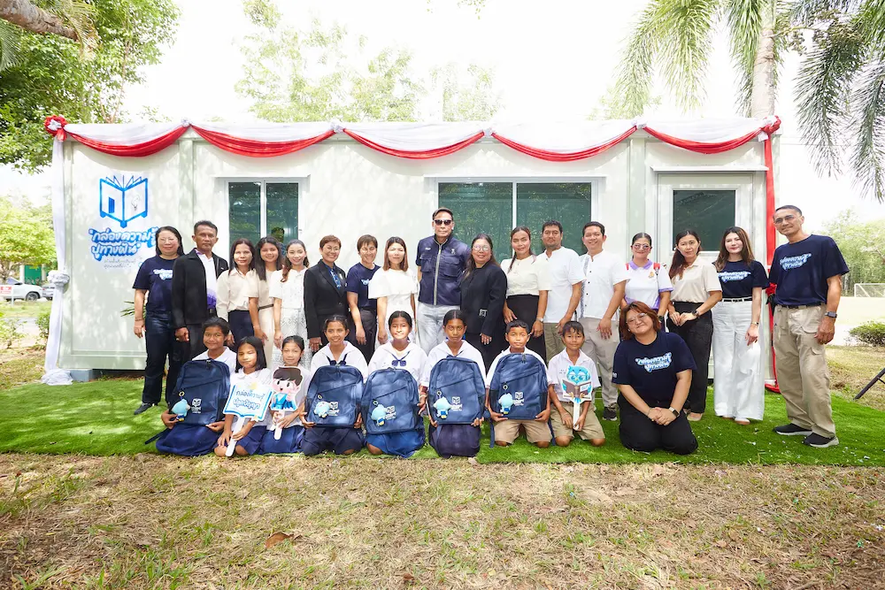 สำนักงานสลากฯ ส่งมอบห้องสมุดตู้คอนเทนเนอร์แก่โรงเรียนสลากกินแบ่งสงเคราะห์ในกลุ่มภาคใต้